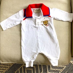 Gucci baby jumper size 0/3